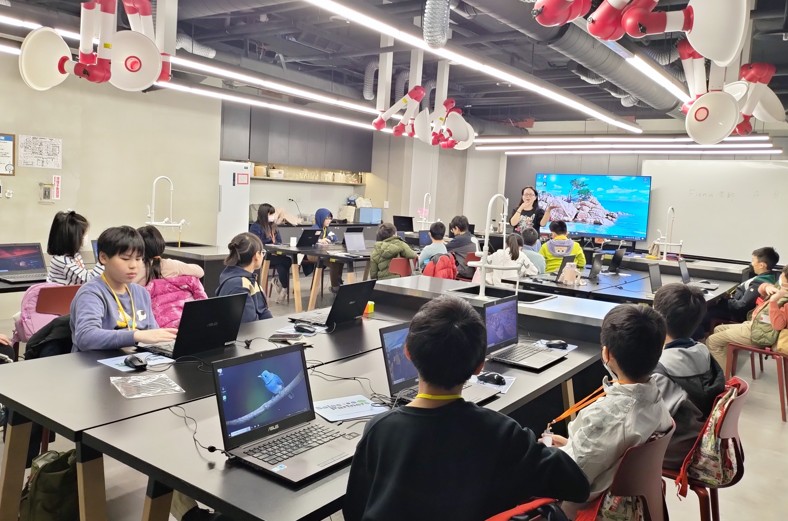 【AI聊天寫程式系列(Vibe Coding)】-開源麥塊遊戲設計(精進班)