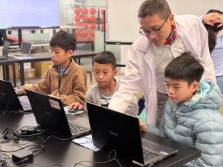 【AI聊天寫程式系列(Vibe Coding)】-探索寶可夢對戰遊戲設計(入門班)