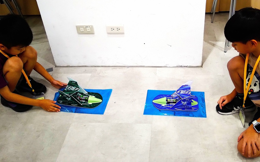 空氣大玩家-爆走無敵氣墊船