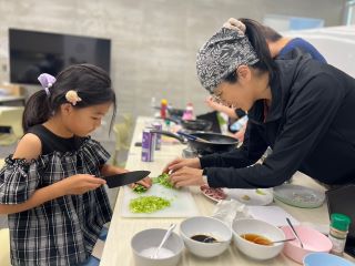 呷飽食堂-探尋上海菜飯的美味傳承